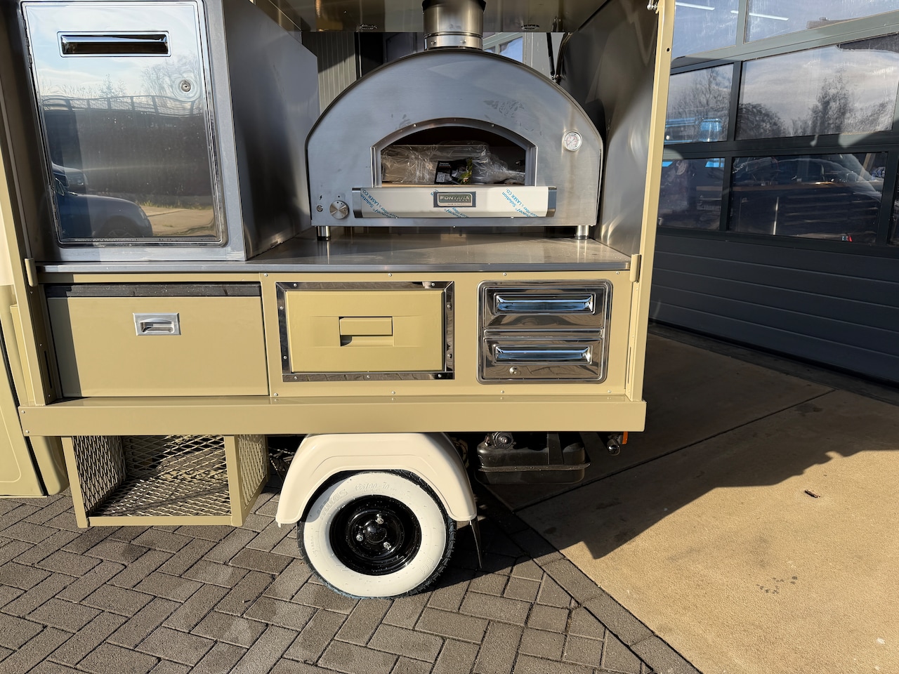 Piaggio Ape - Boscarrelli classic fly pizza