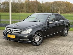 Mercedes-Benz C-klasse - 200 Premium Edition Automaat, leder, cruise, NL auto