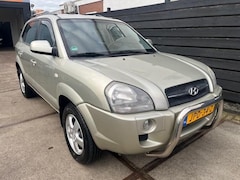 Hyundai Tucson - 2.0i Active AIRCO/TREKHAAK/NIEUWE APK/NETTE AUTO