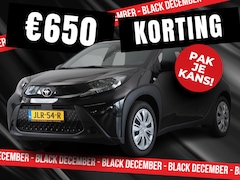 Toyota Aygo X - 1.0 VVT-i S-CVT Play | Stoelverwarming | Achteruitrijcamera | Apple CarPlay/ Android Auto