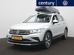 Volkswagen Tiguan - 1.4 TSI eHybrid Elegance Business+ Navigatie - Clima - Camera - Panoramadak - Leer