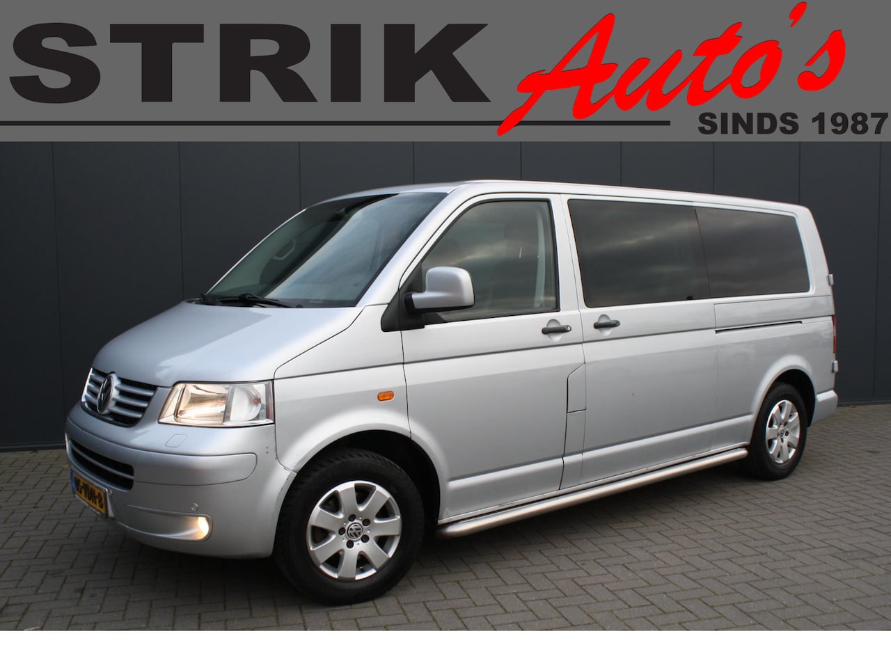 Volkswagen Transporter - 2.5 TDI 340 Comfortline DC SILVER EDITION - AUTOMAAT - MARGE - LEDER - 2 x SCHUIFDEUR - AI - AutoWereld.nl