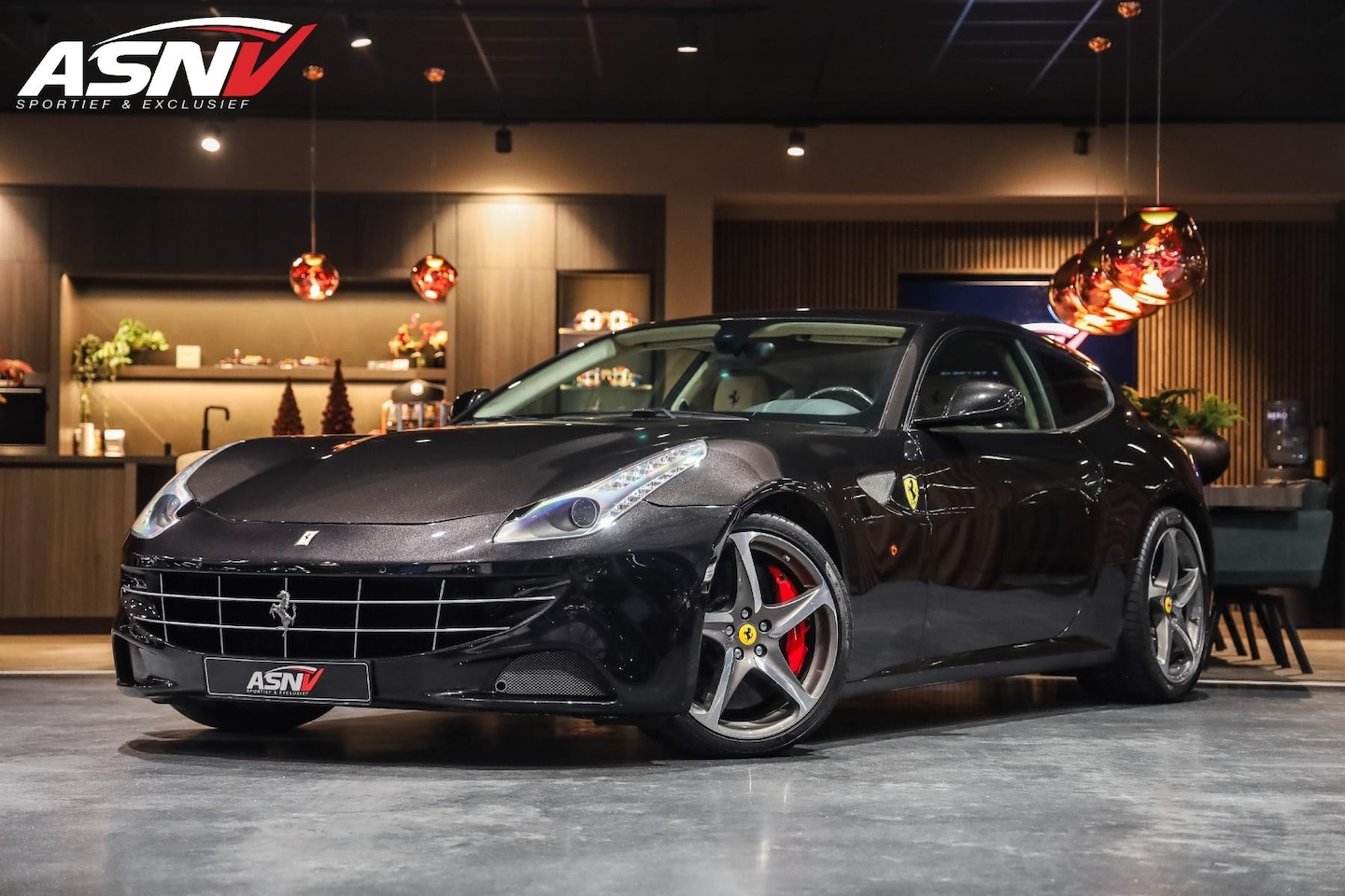 Ferrari FF - 6.3 V12 6.3 V12, 660 PK, 2012, New/Ferrari Power15/Warranty, Full Dealer/History, Passenger/Displa - AutoWereld.nl