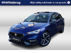 SEAT Leon Sportstourer - 1.5 eTSI 150pk FR DSG Automaat / Panorama dak / Navigatie / LM 18 inch / Park Assist / LED