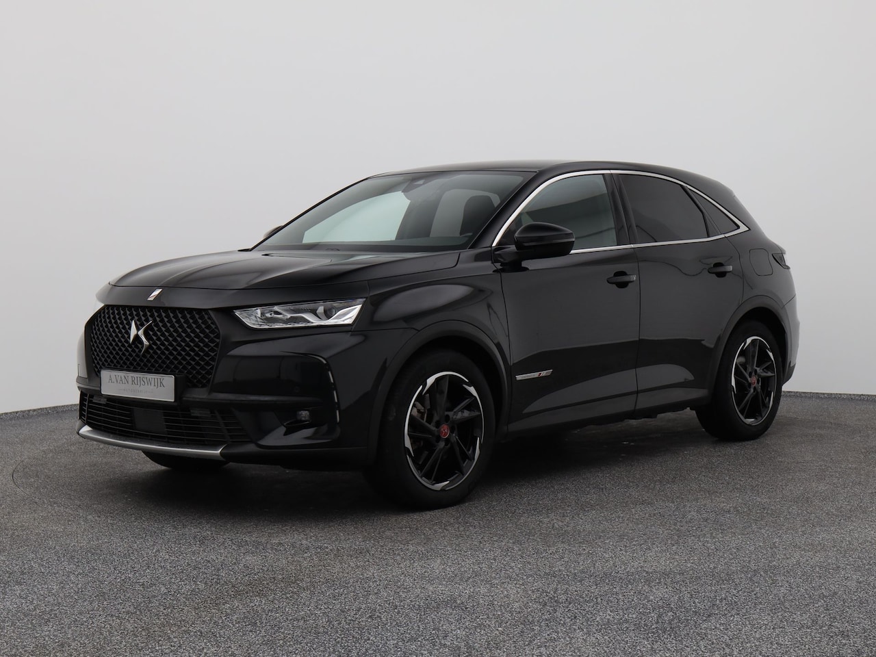DS 7 Crossback - E-Tense Performance Line | CAMERA | CARPLAY | TREKHAAK - AutoWereld.nl