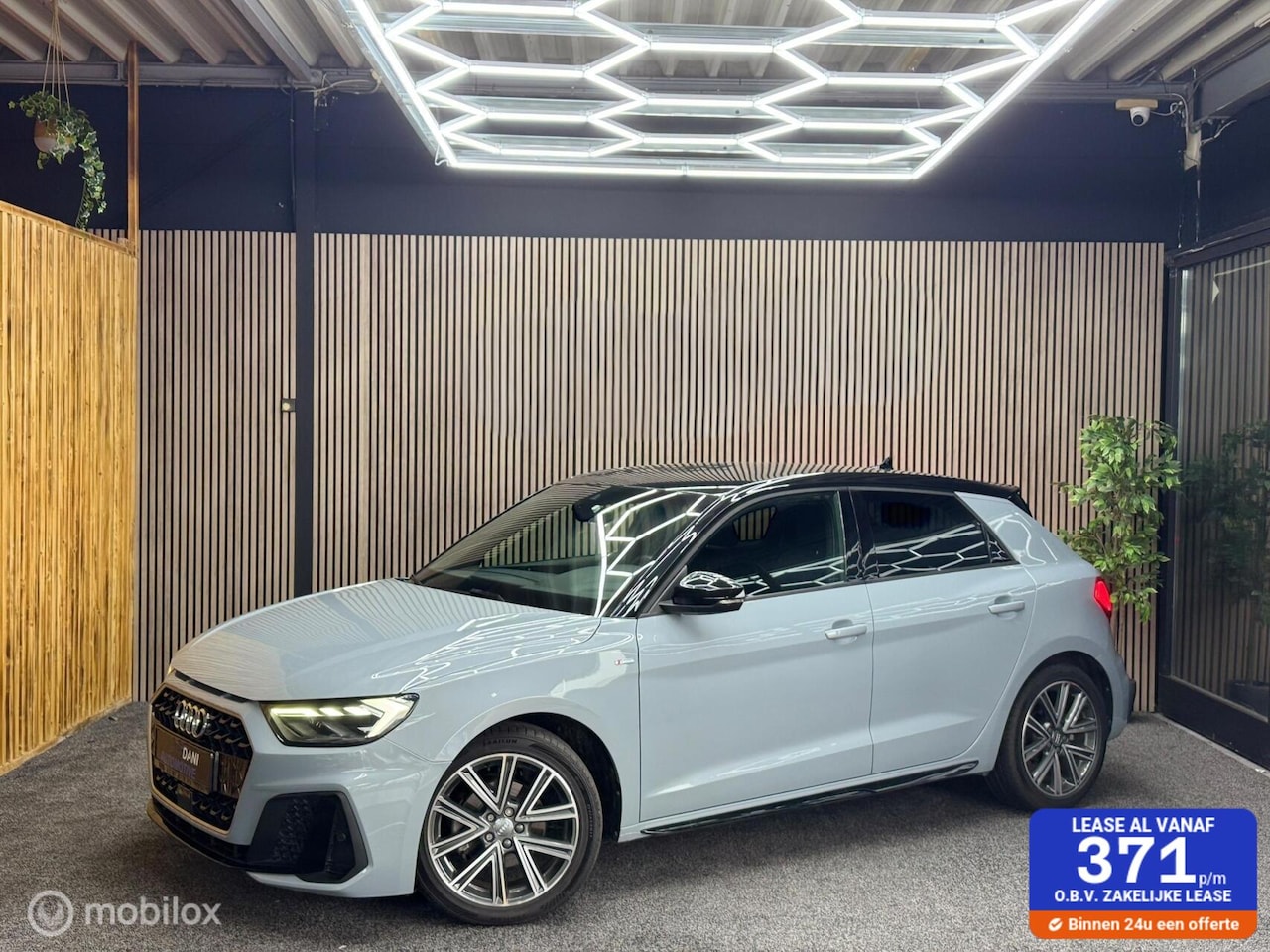 Audi A1 Sportback - 30 TFSI Line S |Led|Carplay|PDC - AutoWereld.nl