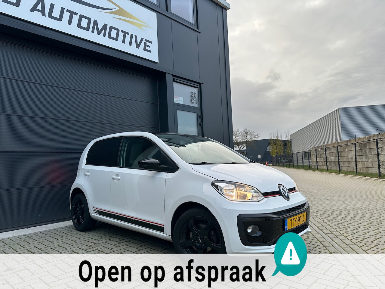 Volkswagen Up! - 1.0 BMT | FACELIFT | 5 DEURS | STOELVERWARMING | START&STOP | LM VELGEN - AutoWereld.nl