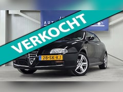 Alfa Romeo GT - 1.8 T.Spark Distinctive Rood Leer Bose Nieuwe APK Mooi