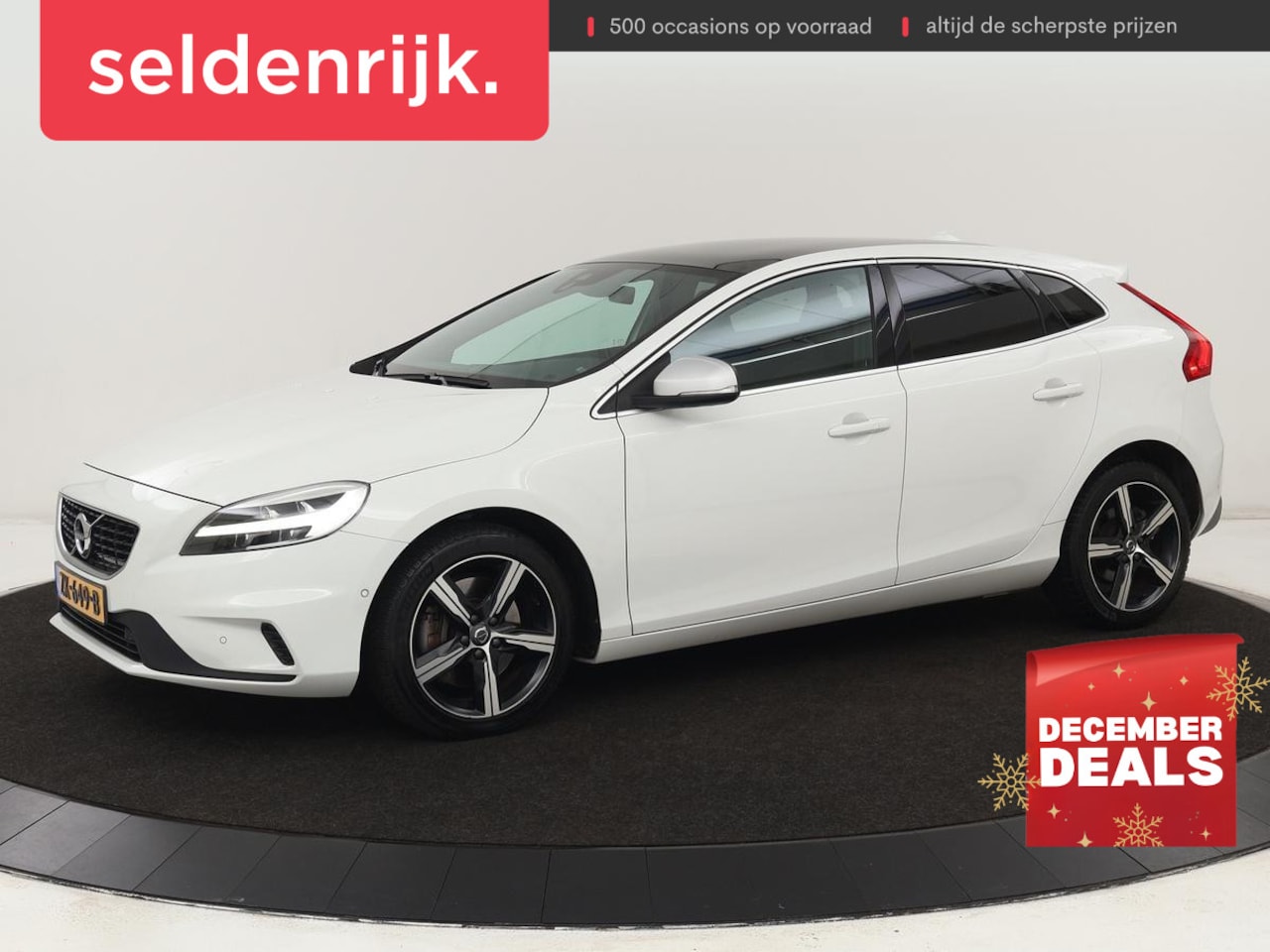 Volvo V40 - 1.5 T3 Polar+ Sport | Panoramadak | Stoelverwarming | Camera | Full LED | Navigatie | Park - AutoWereld.nl