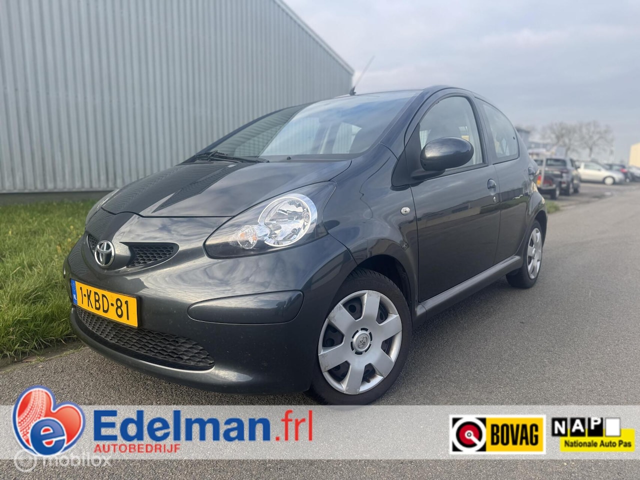 Toyota Aygo - 1.0-12V Comfort | 5 Deurs | All-Season banden - AutoWereld.nl
