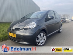 Toyota Aygo - 1.0-12V Comfort | 5 Deurs | All-Season banden