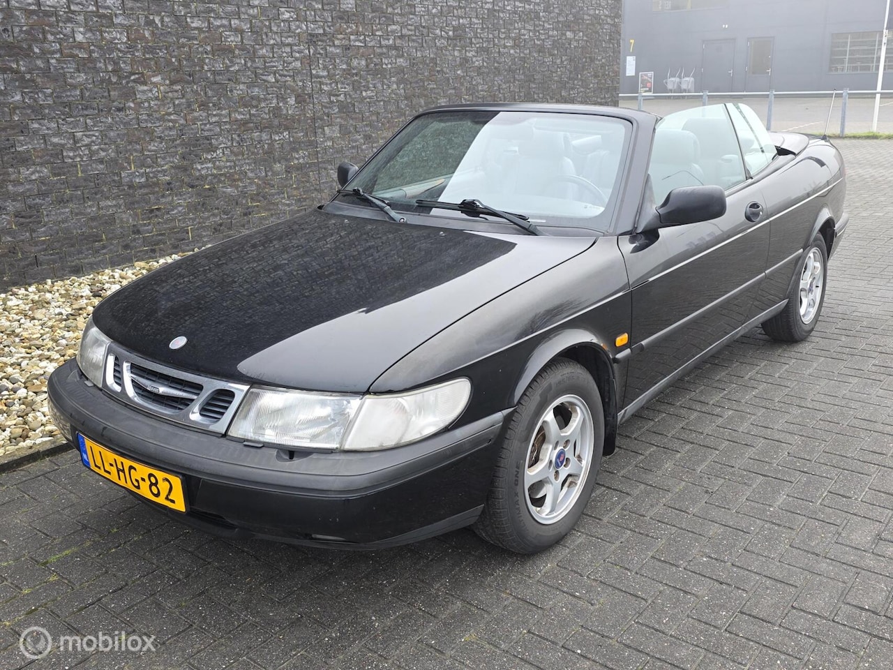 SAAB 900 2.0I CABRIOLET