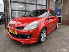 Renault Clio - 2.0-16V Initiale / Automaat / 109Dkm / 140PK /