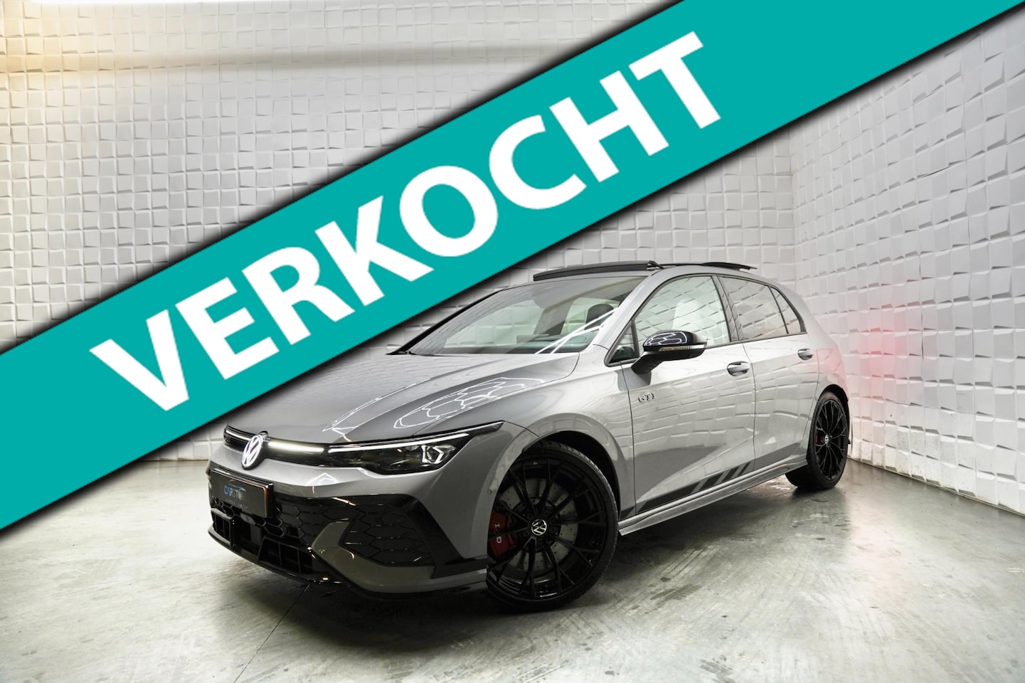 Volkswagen Golf - 8.5 2.0 TSI GTI CLUBSPORT PANO LEER VOL - AutoWereld.nl