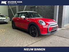 MINI Cooper - Classic Trim 33 kWh | Stoelverwarming | Navigatie | Apple Carplay | Parkeersensoren | Half