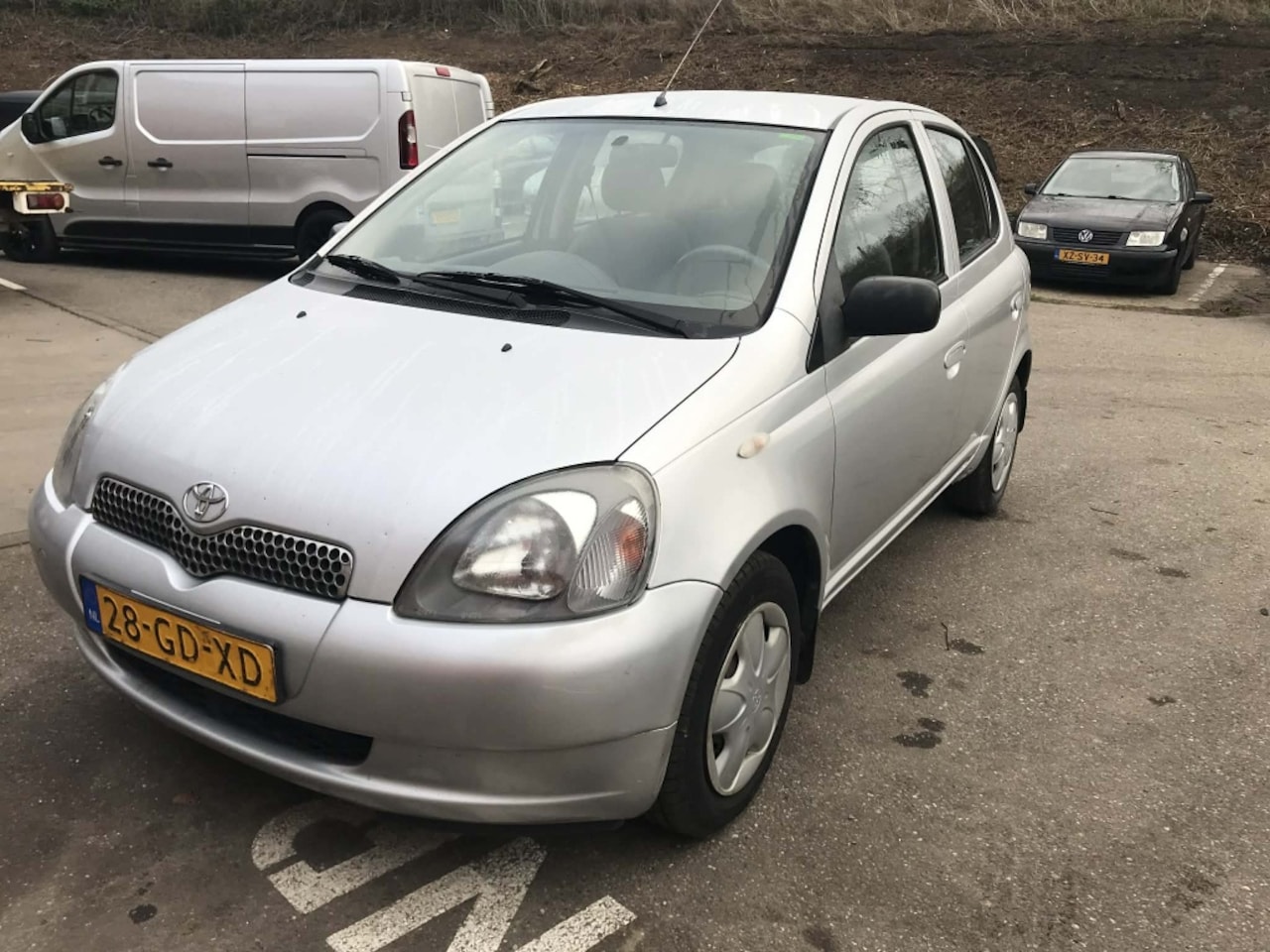 Toyota Yaris - 1.3-16V VVT-i Sol 1.3-16V VVT-i Sol - AutoWereld.nl