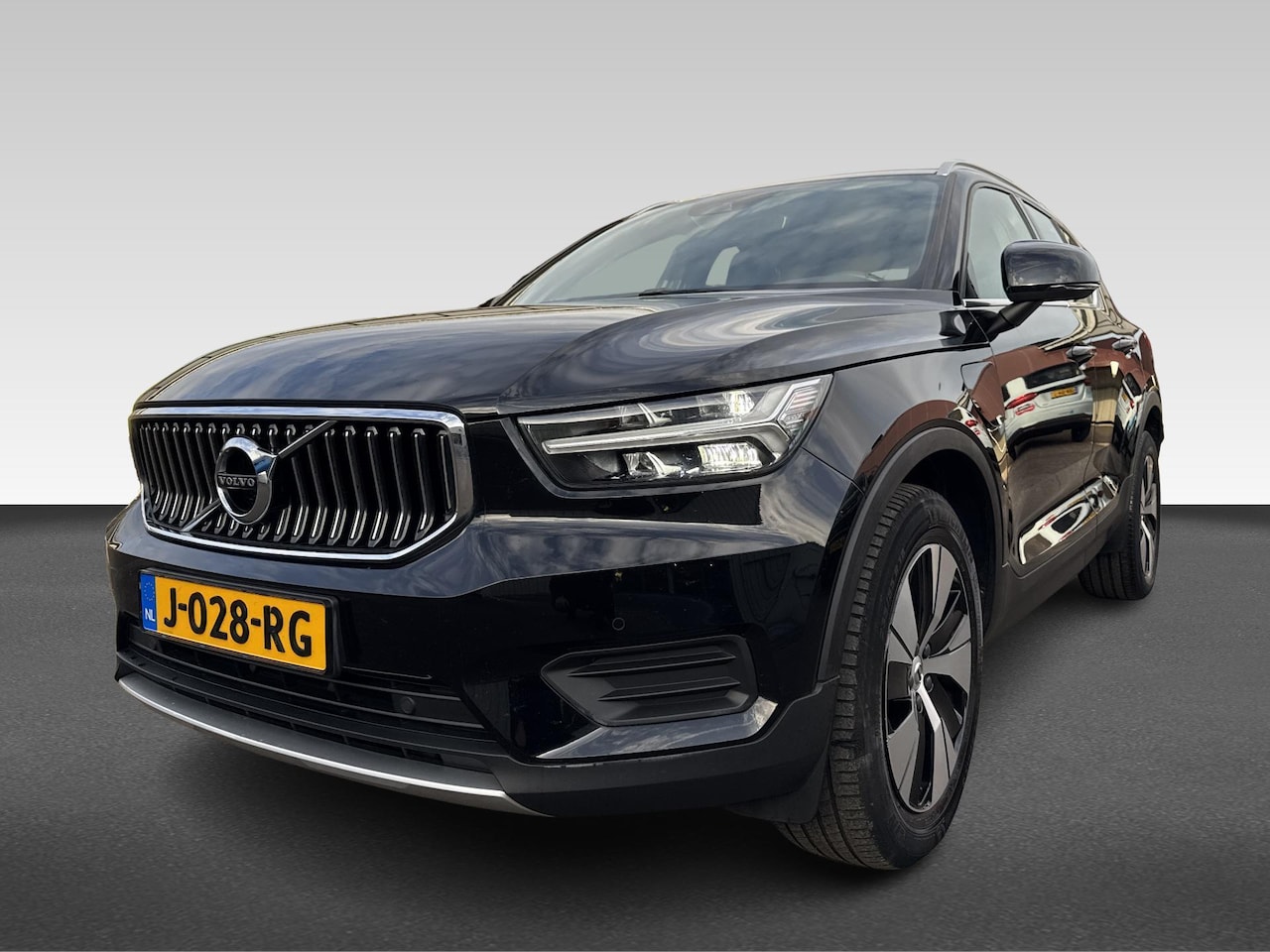 Volvo XC40 - T4 Twin Engine 211pk Geartronic Inscription Expression - AutoWereld.nl