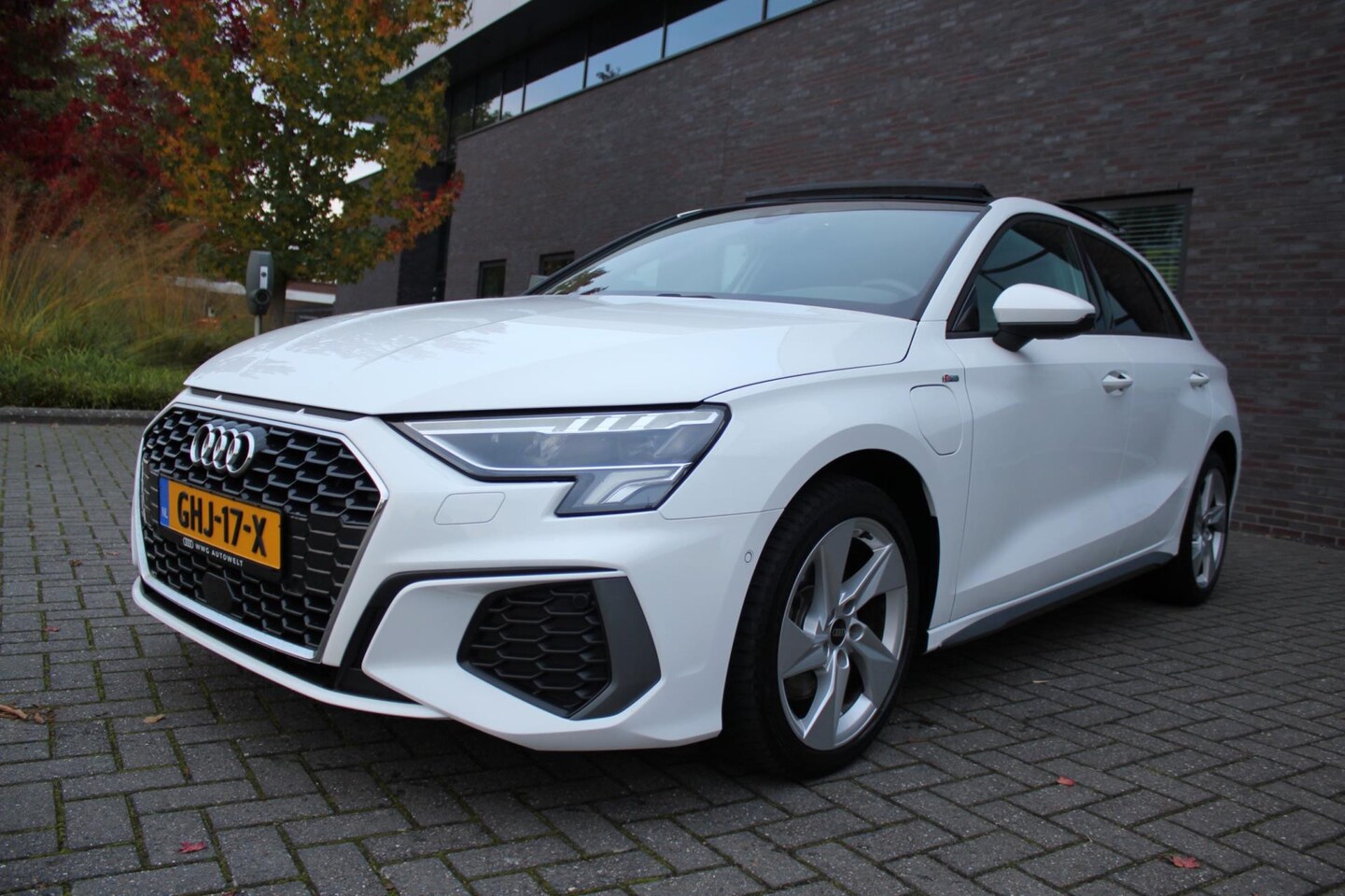 Audi A3 Sportback - 40 TFSI e Advanced edition 40 TFSI e Advanced edition - AutoWereld.nl