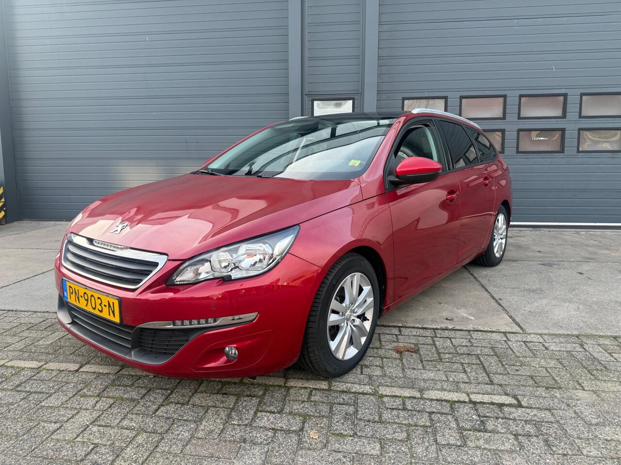 Peugeot 308 SW - 1.2 PureTech Blue Lion 1.2 PureTech Blue Lion - AutoWereld.nl