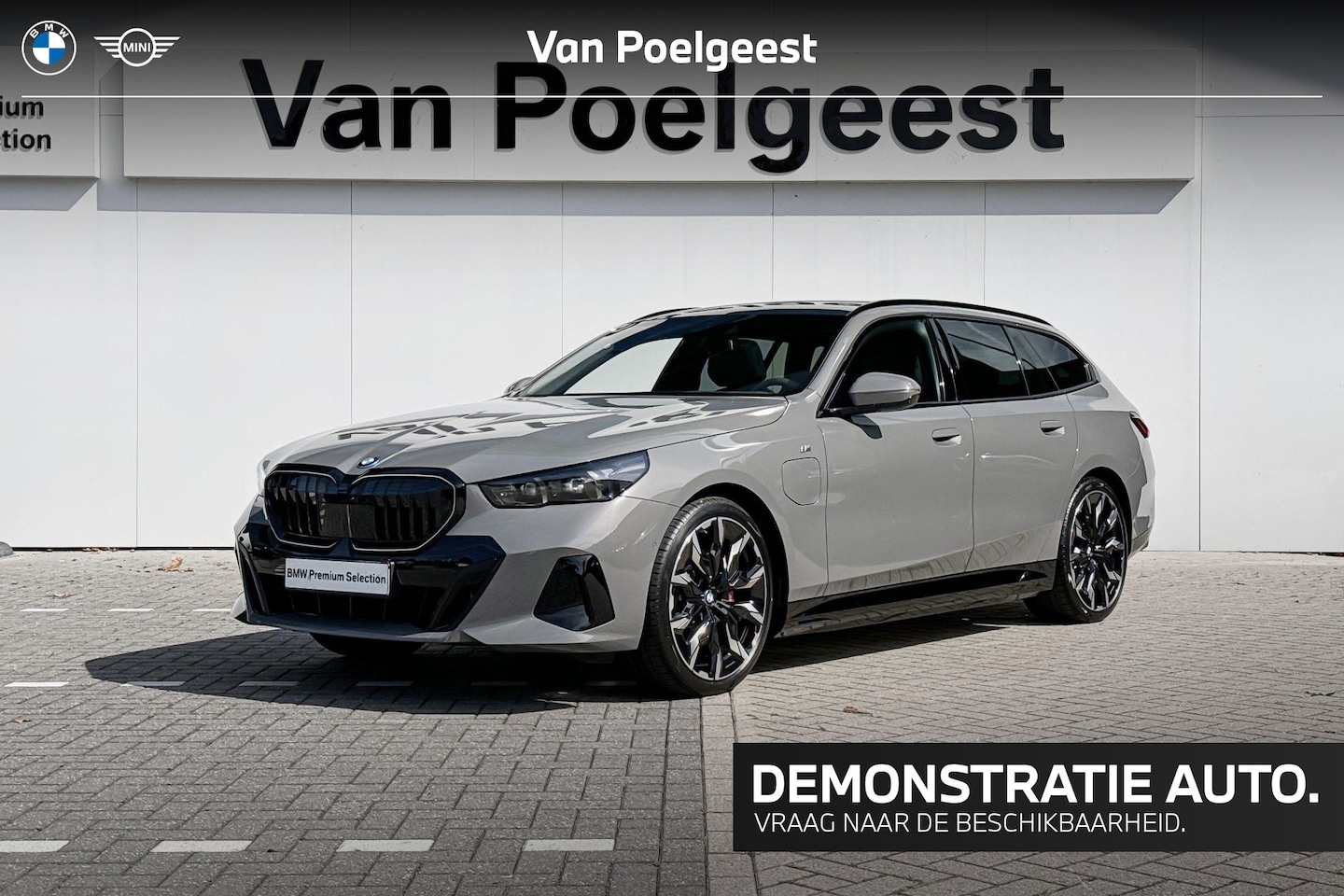 BMW 5-serie Touring - 530e M Sport Edition | M Sport Pro | Innovation Pack | Travel Pack | Comfort Pack | Trekha - AutoWereld.nl