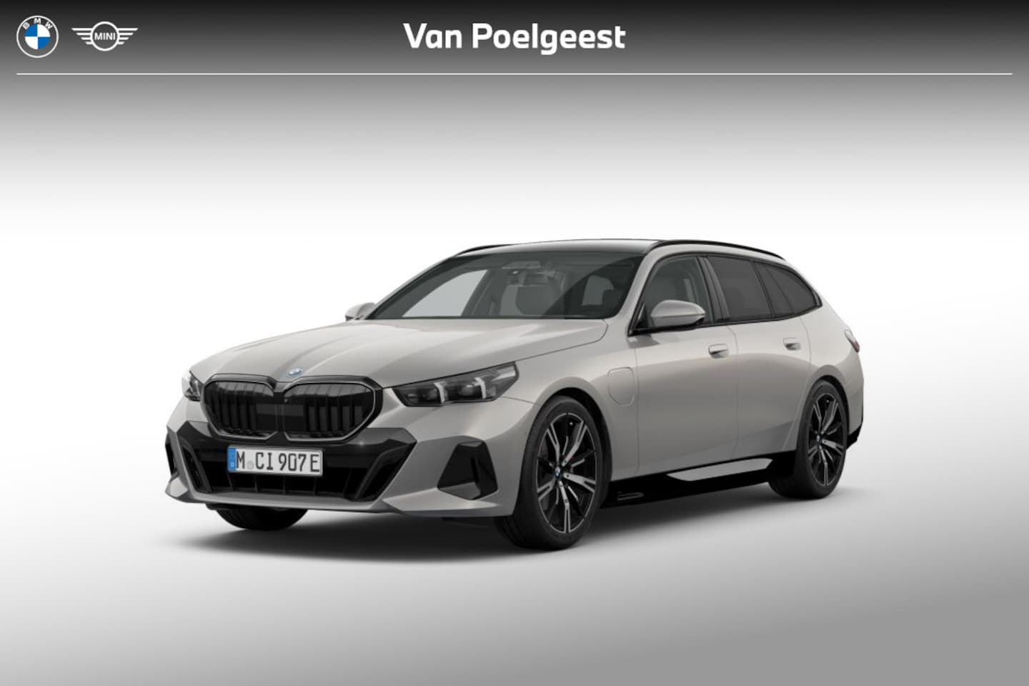 BMW 5-serie Touring - 530e M Sport Edition | M Sportpakket Pro | Innovation Pack | Travel Pack | Comfort Pack - AutoWereld.nl