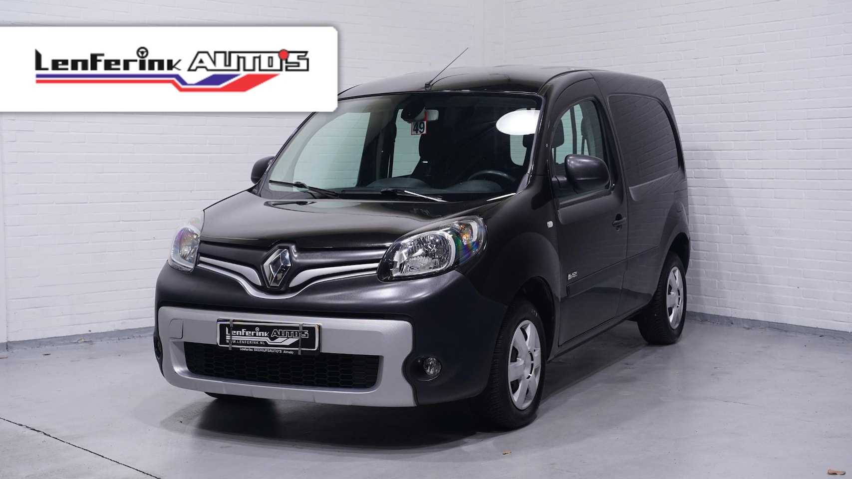 Renault Kangoo Express - 1.5 dCi 90 pk Black Edition Navi Airco, Trekhaak, Cruise Control, NAP, 2-Zits - AutoWereld.nl