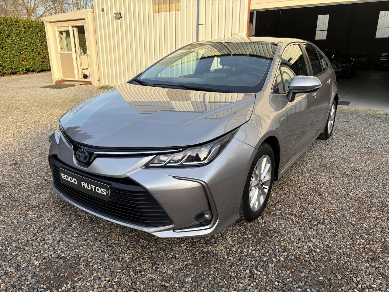 Toyota Corolla - 1.8 Hybrid Dynamic € 14626 netto! BTW auto - AutoWereld.nl