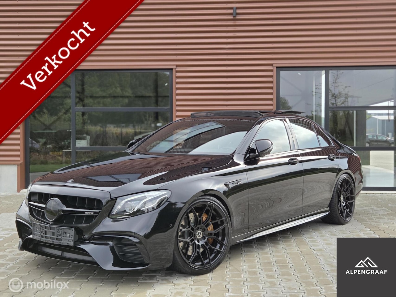 Mercedes-Benz E-klasse - 400 4Matic Prestige Plus E63 AMG |Pano|Luchtvering|Burmester|Stoelkoeling|Massage|Ambient| - AutoWereld.nl