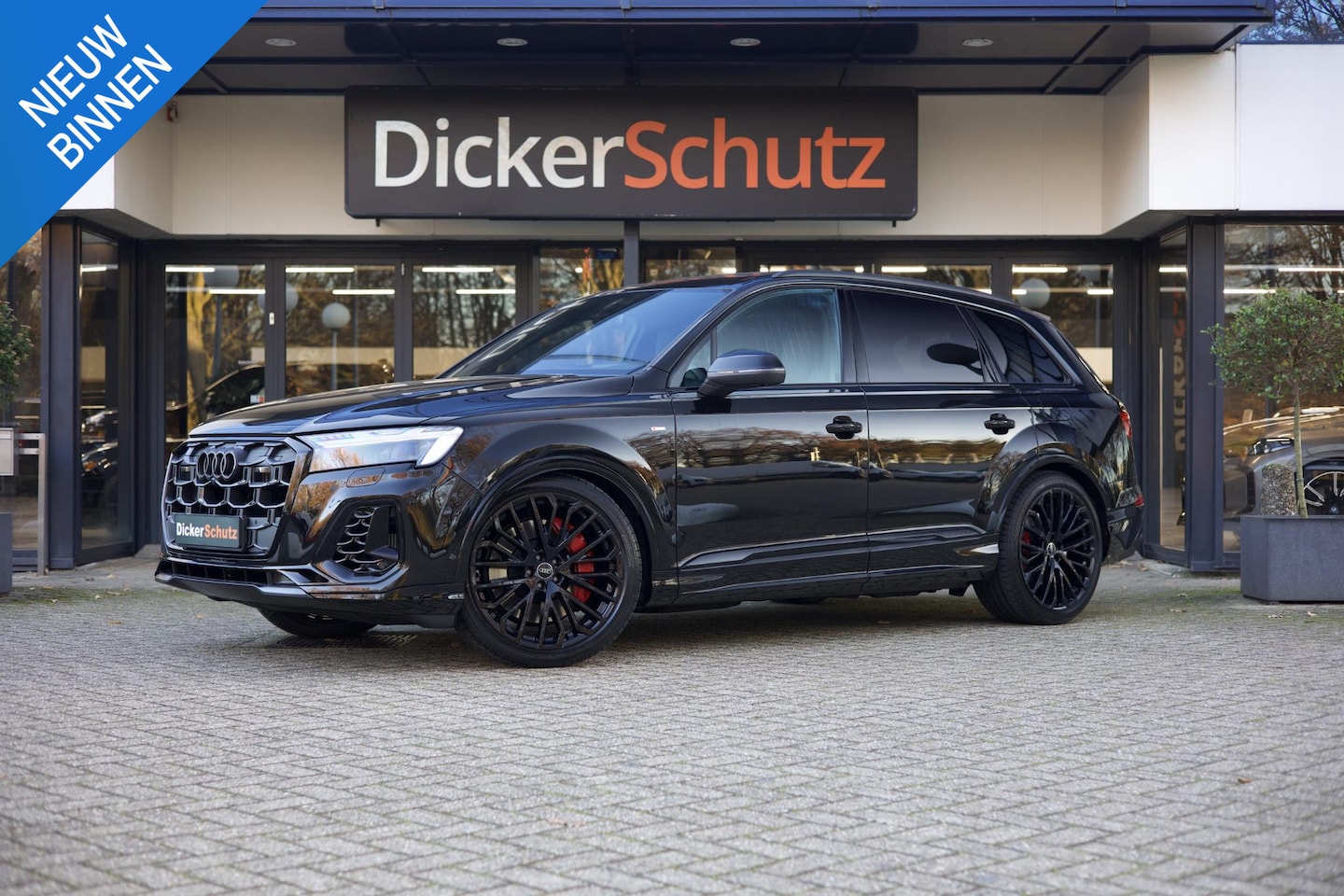 Audi Q7 - 60 TFSIe Competition | Vierwielbesturing | Pano | Trekhaak | Massage - AutoWereld.nl
