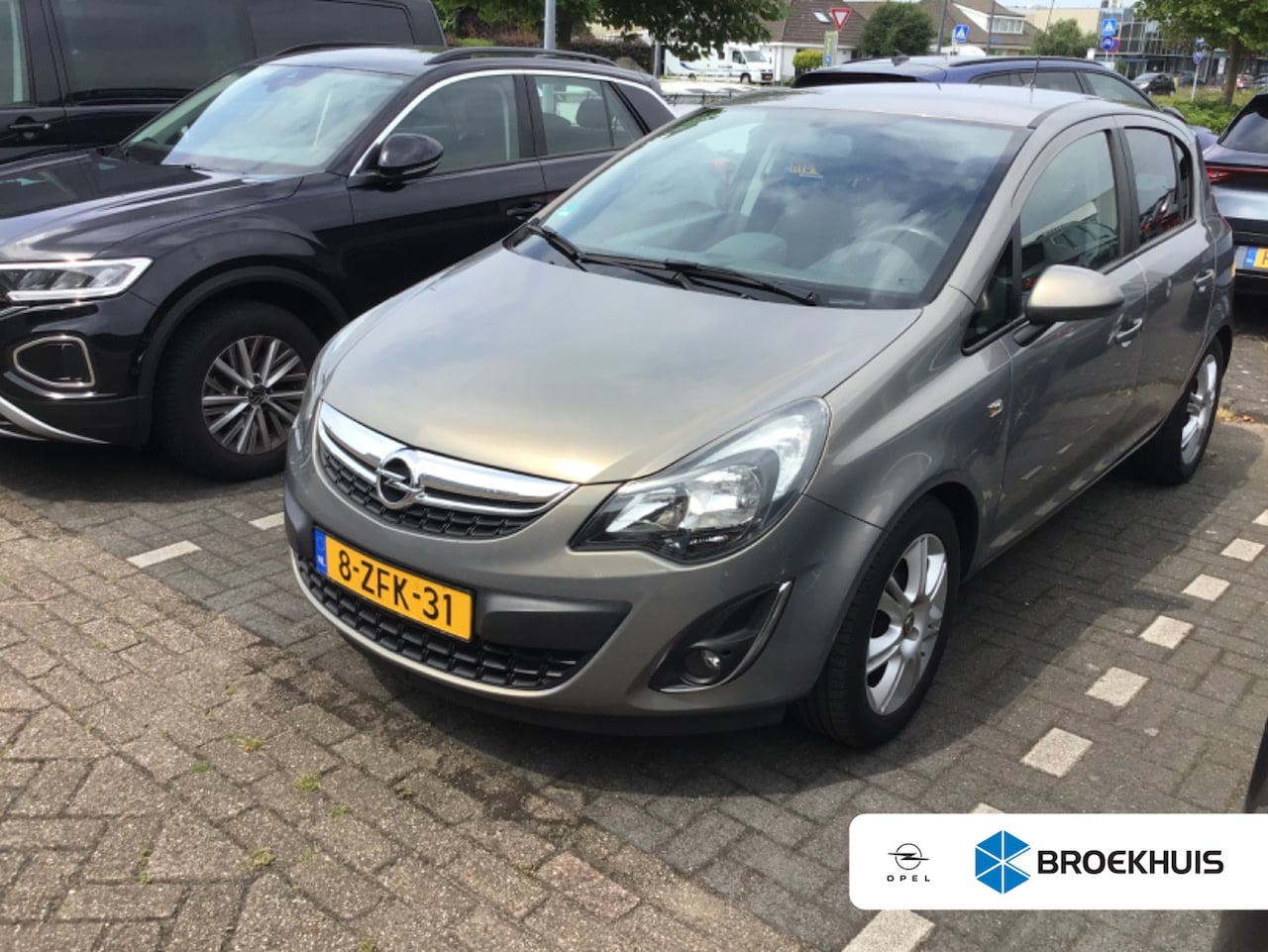 Opel Corsa - 1.2-16V BlitZ | Cruise control | Electronic climate controle | Lichtmetalen velgen 16" - AutoWereld.nl