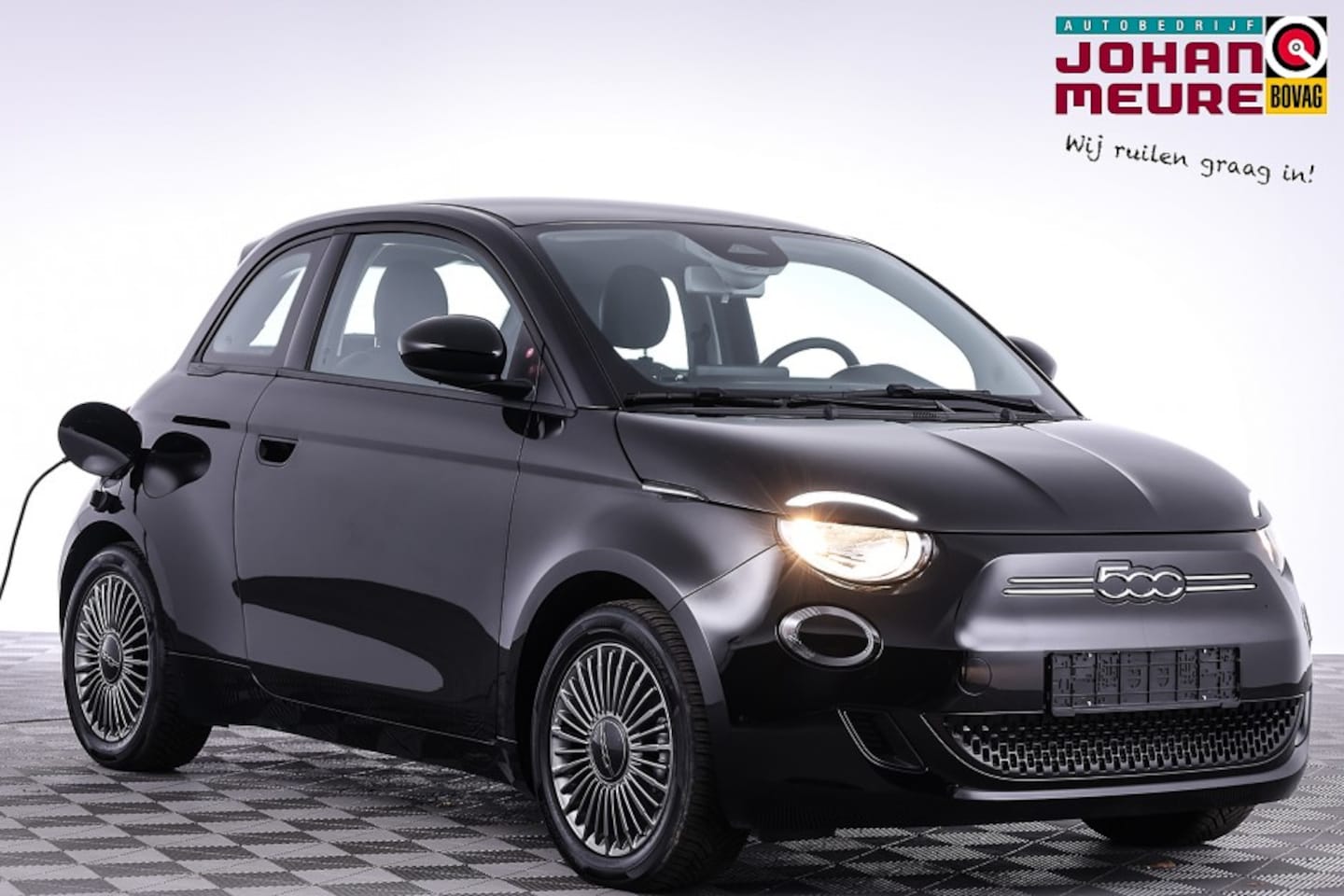 Fiat 500e - Icon 42 kWh | NAVI | ECC | VELGEN | KEYLESS | SOH 96,4% - AutoWereld.nl