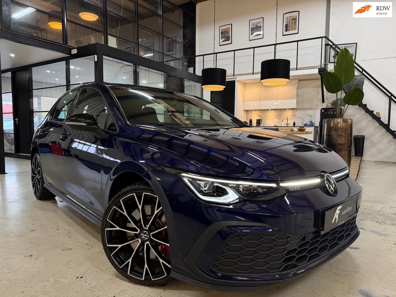 Volkswagen Golf - 1.4 eHybrid GTE Nette auto Dealer onderhouden Virtual Carplay Sfeer Digi Stoel Stuur Pedaa - AutoWereld.nl