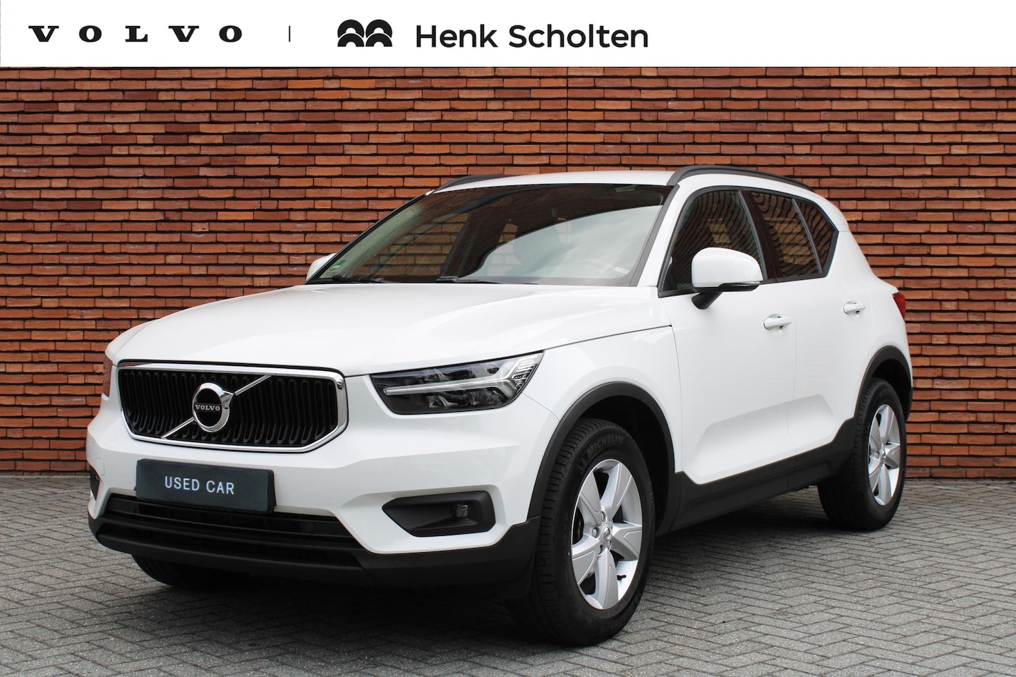 Volvo XC40 - T3 Automaat Momentum | Trekhaak | Navigatie | Cruise Control | Parkeercamera | Bluetooth T - AutoWereld.nl
