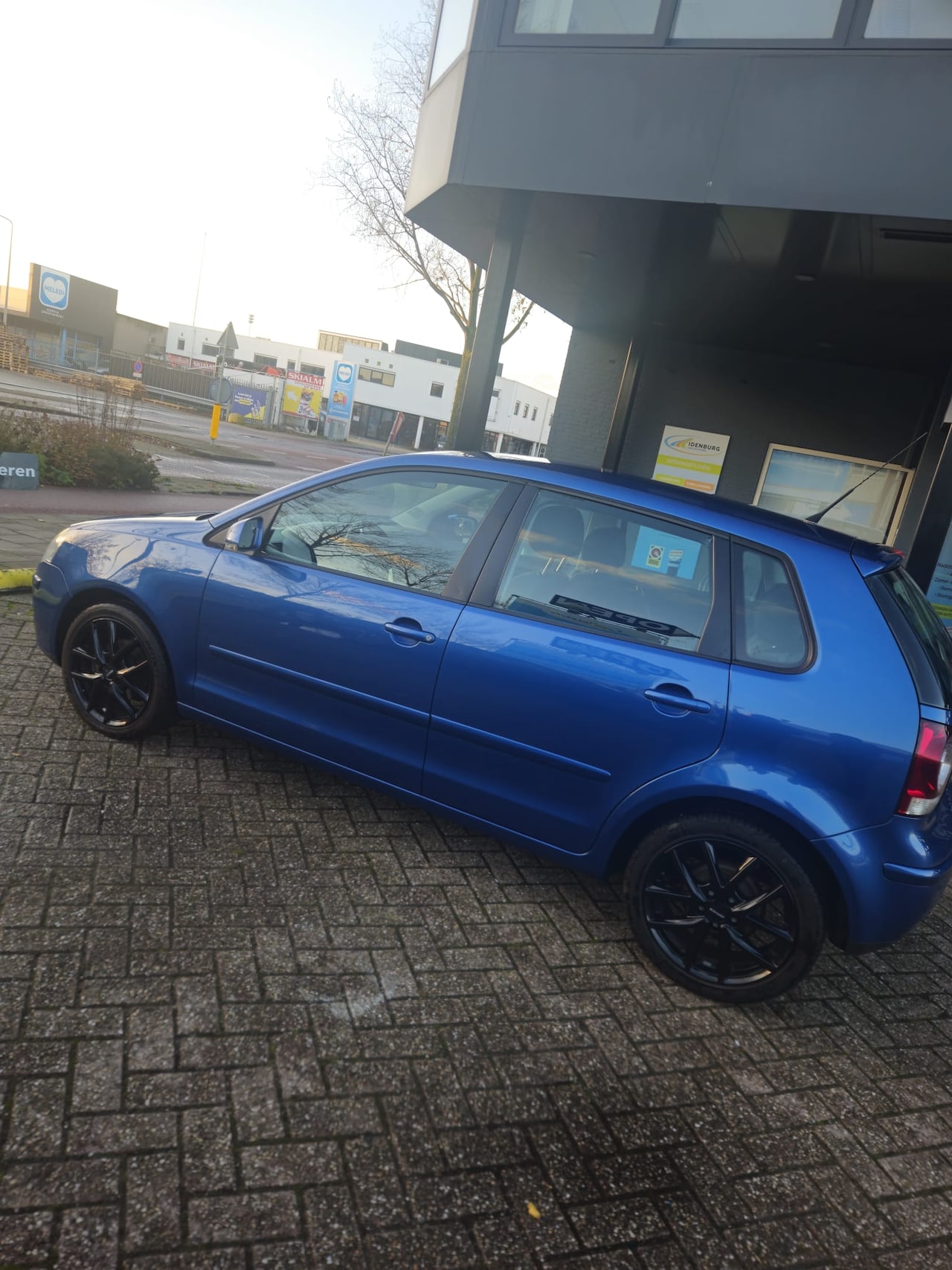 Volkswagen Polo - 1.4-16V Optive - AutoWereld.nl