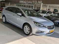 Opel Astra Sports Tourer - 1.4 Online Edition Airco, Cruise Control, Navigatie, Trekhaak, Stuurbekrachtiging