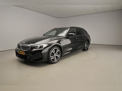 BMW 3-serie Touring - 330e | M-Sportpakket | LED | Leder | Navigatie | Trekhaak | Sportstoelen | DAB | Alu 18 in