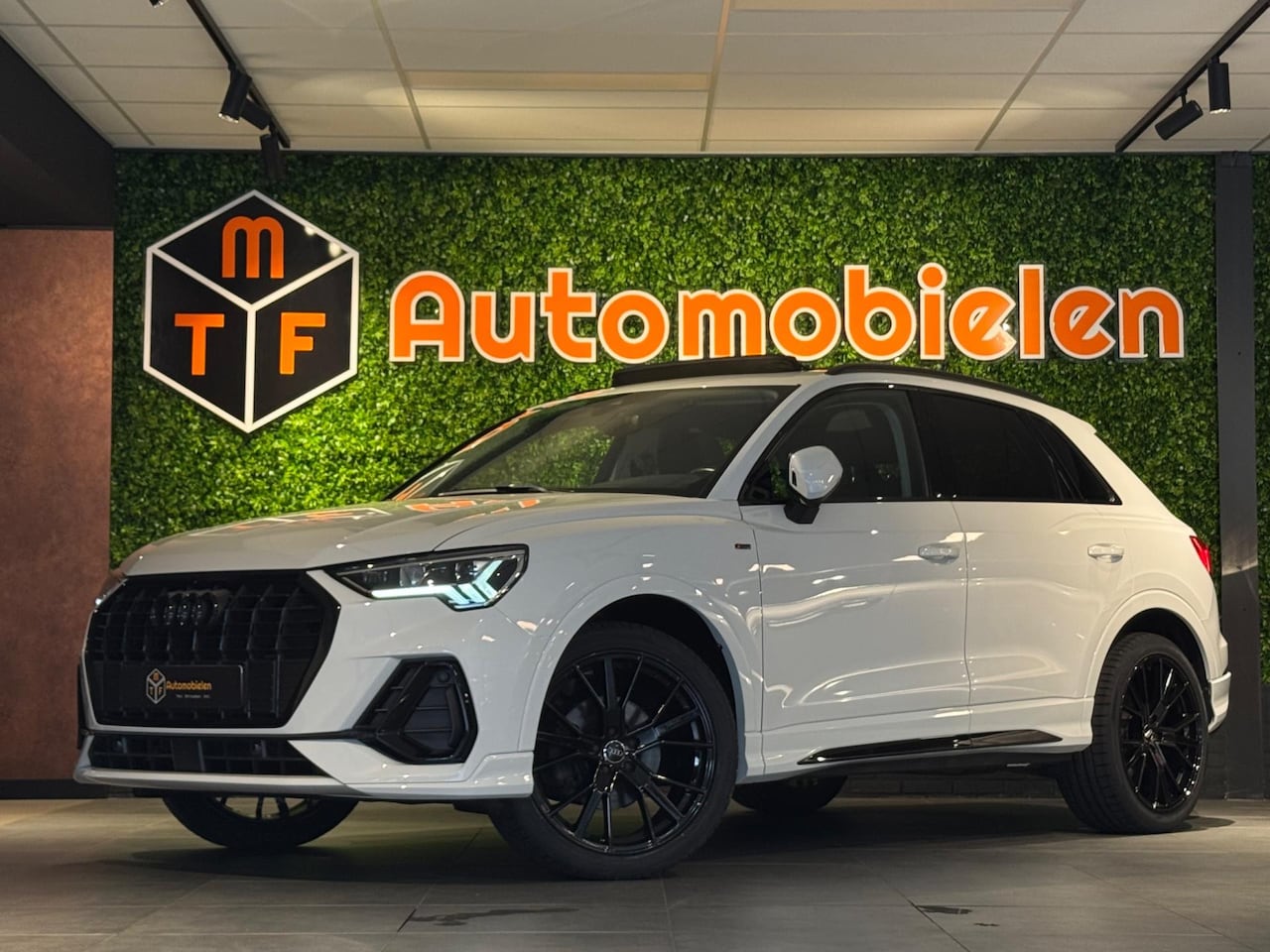 Audi Q3 - 40 TFSI QUATTRO S-LINE |B&O|PANO|MATRIX|Audi Exclusive - AutoWereld.nl