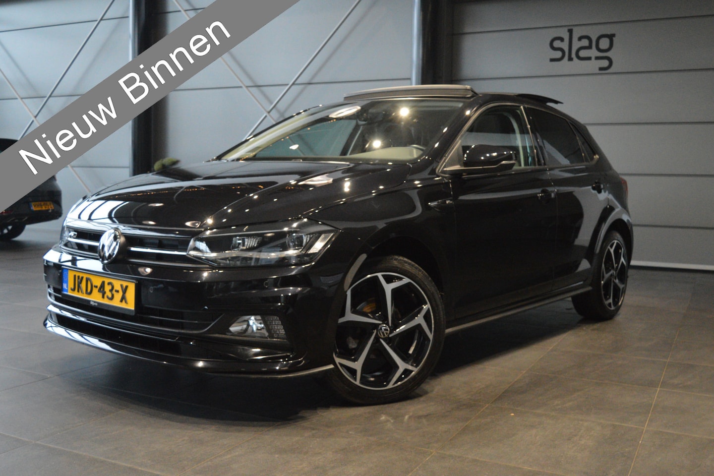 Volkswagen Polo - 1.0 TSI R-LINE clima cruise led pano camera 17 inch !! - AutoWereld.nl