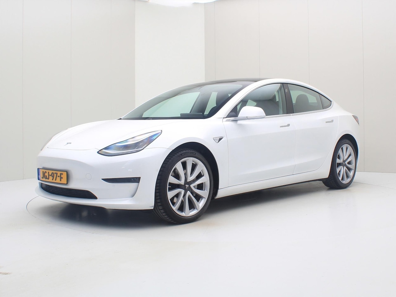 Tesla Model 3 - Long-Range AWD 351pk 75 kWh [ AUTOPILOT+620KM WLTP+PREMIUM AUDIO ] - AutoWereld.nl