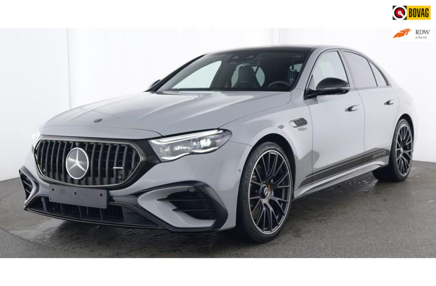 Mercedes-Benz E-klasse - AMG 53 4MATIC+ Edition 1 / Hyperscreen / Performance Zetels / Head Up / 360 Camera / Memor - AutoWereld.nl