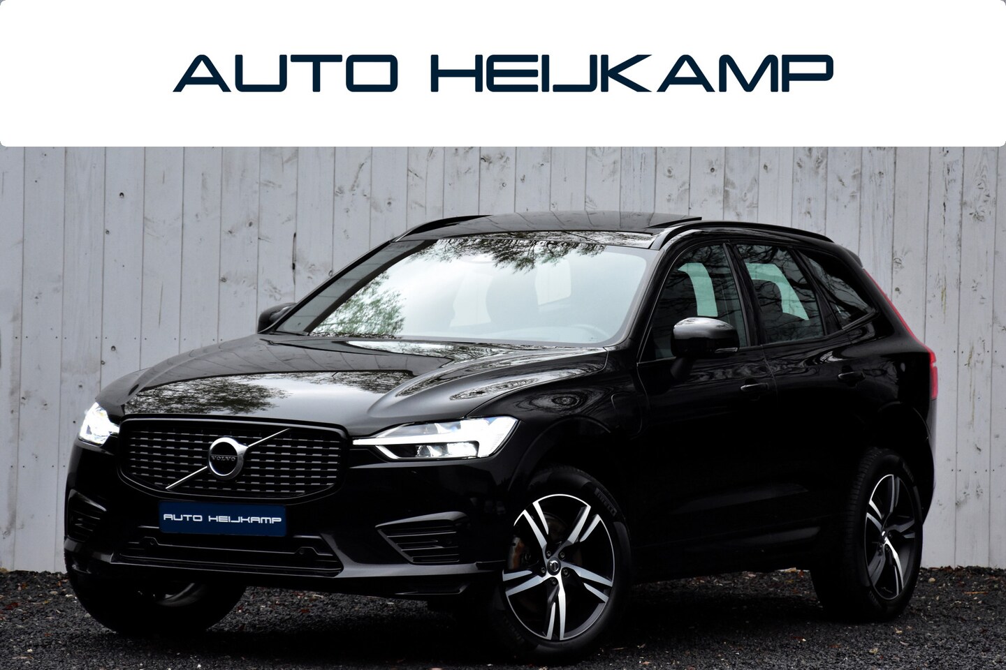 Volvo XC60 - 2.0 Recharge T8 AWD R-Design | Pano-dak | Camera | - AutoWereld.nl