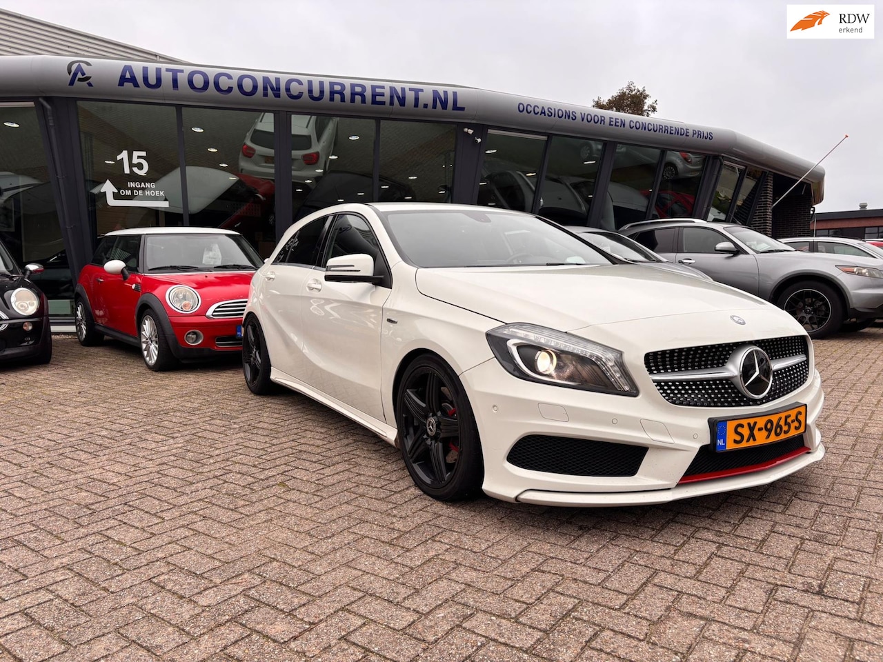 Mercedes-Benz A-klasse - 250 Sport AMG Ambition, Navi, Harman/Kardon, Inruil mogelijk. - AutoWereld.nl
