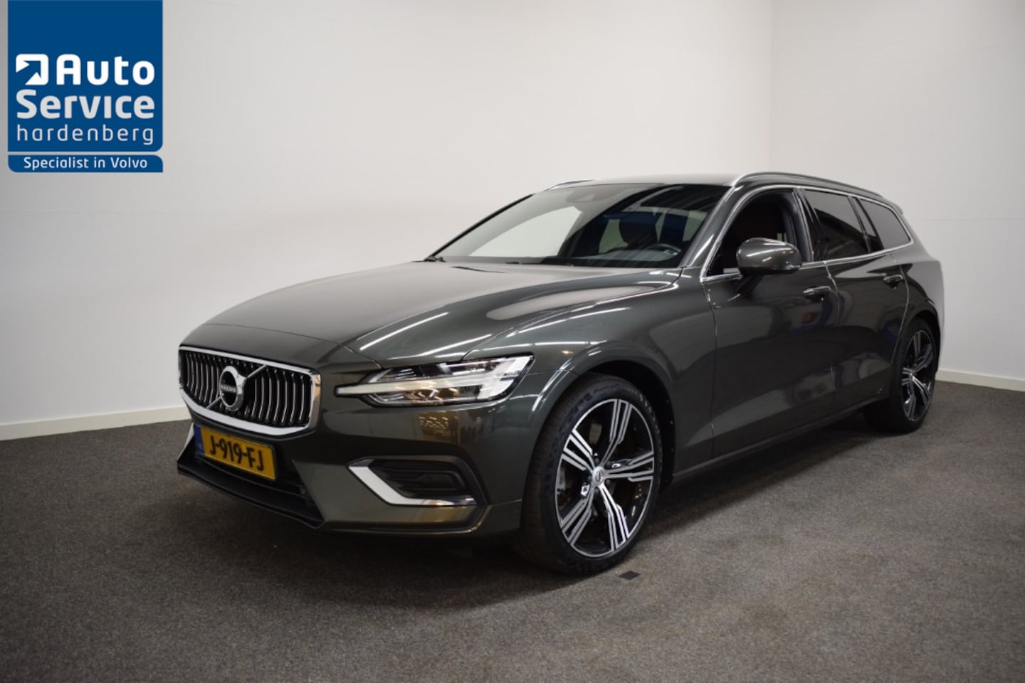 Volvo V60 - 2.0 T5 250pk AUT8 Inscription Trekhaak 1800kg/ Leer/ Stoel en voorruit verw./ Elec Aklep - AutoWereld.nl