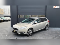 Ford Focus Wagon - 1.0 First Edition Clima|Trekhaak|Stuur+Stoel verwarming