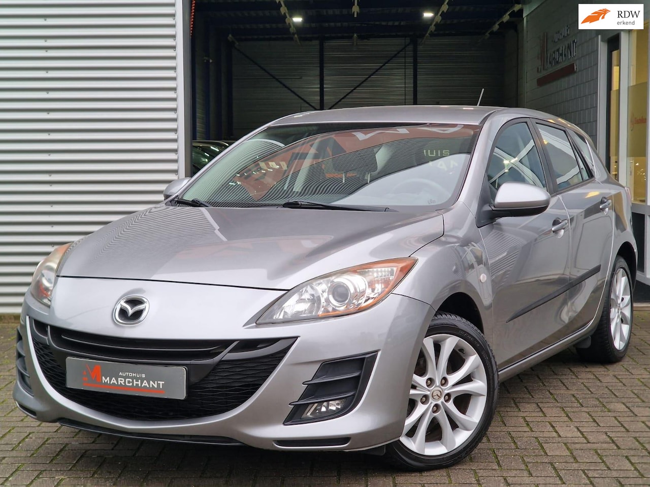 Mazda 3 - 1.6 TS Plus 1E EIG! PDC|STOELVERW.|CRUISE - AutoWereld.nl