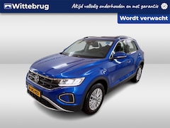 Volkswagen T-Roc - 1.0 TSI Life Business Navigatie / Parkeersensoren / Trekhaak afneembaar / App-connect / Di
