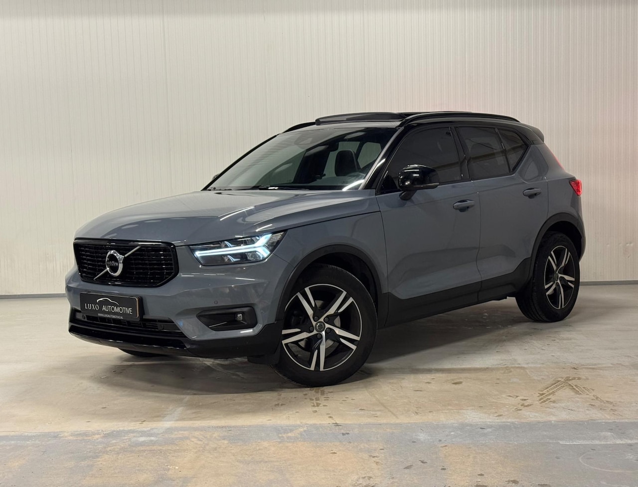 Volvo XC40 - 1.5 T3 Business Pro | PANO | NARDO GREY | CAMERA | LED - AutoWereld.nl