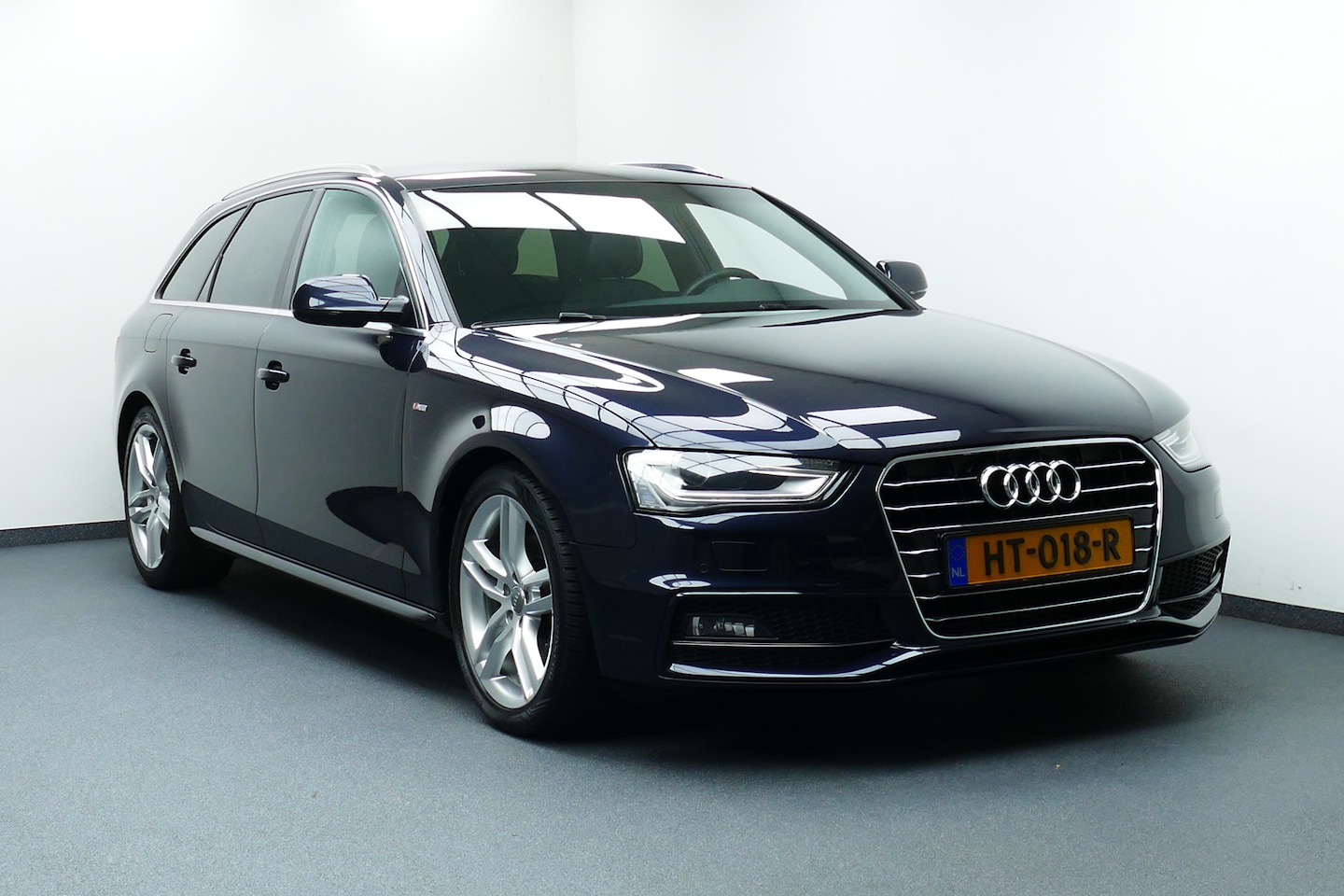 Audi A4 Avant - 1.8 170pk TFSI S-Line Edition. B&O, Half Leer, Navi, 18"LMV, Xenon - AutoWereld.nl
