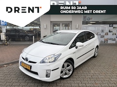 Toyota Prius - 1.8 Executive | HUD | Sensoren V/A | Stoelverwarming |