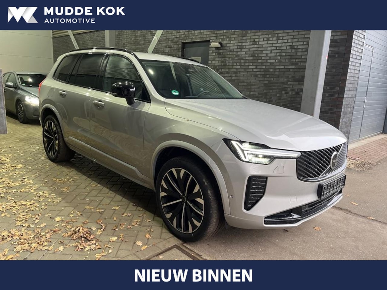 Volvo XC90 - T8 Plug-in hybrid Plus Dark | Bowers&Wilkins | ACC | 360° Camera | Trekhaak | Stoel+Stuurv - AutoWereld.nl